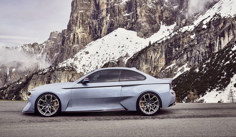 BMW 2002 Hommage  50 years of pure driving pleasure.